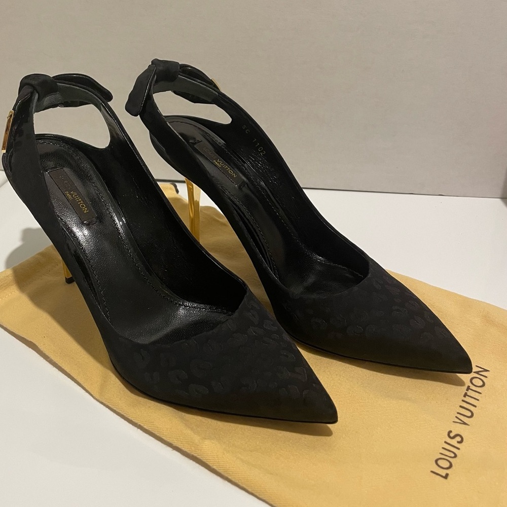 Authentic Louis Vuitton Heels. Size 40